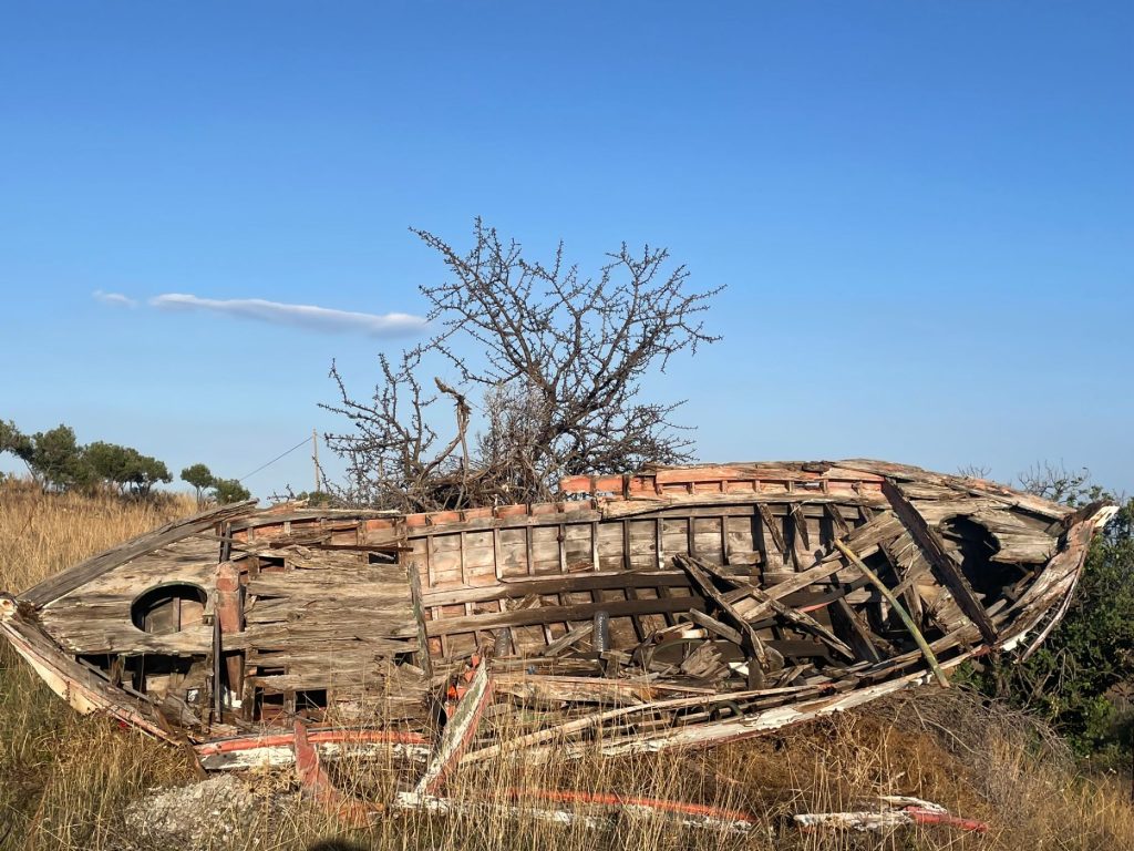 סירות על היבשה